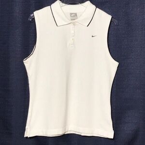 Nike Women's White Sleeveless Tank Top